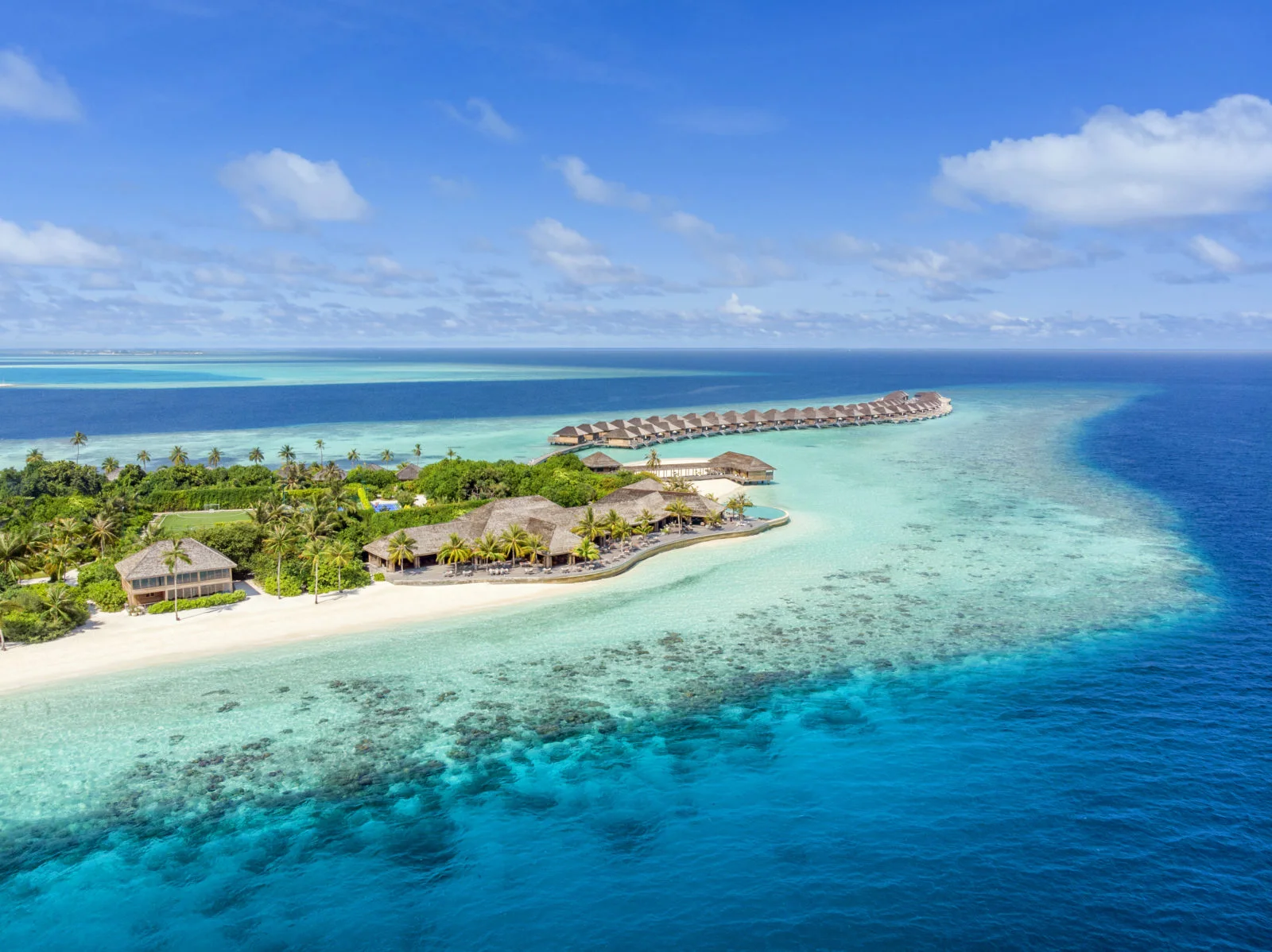 HURAWALHI ISLAND RESORT 5* LHAVIYANI ATOLL