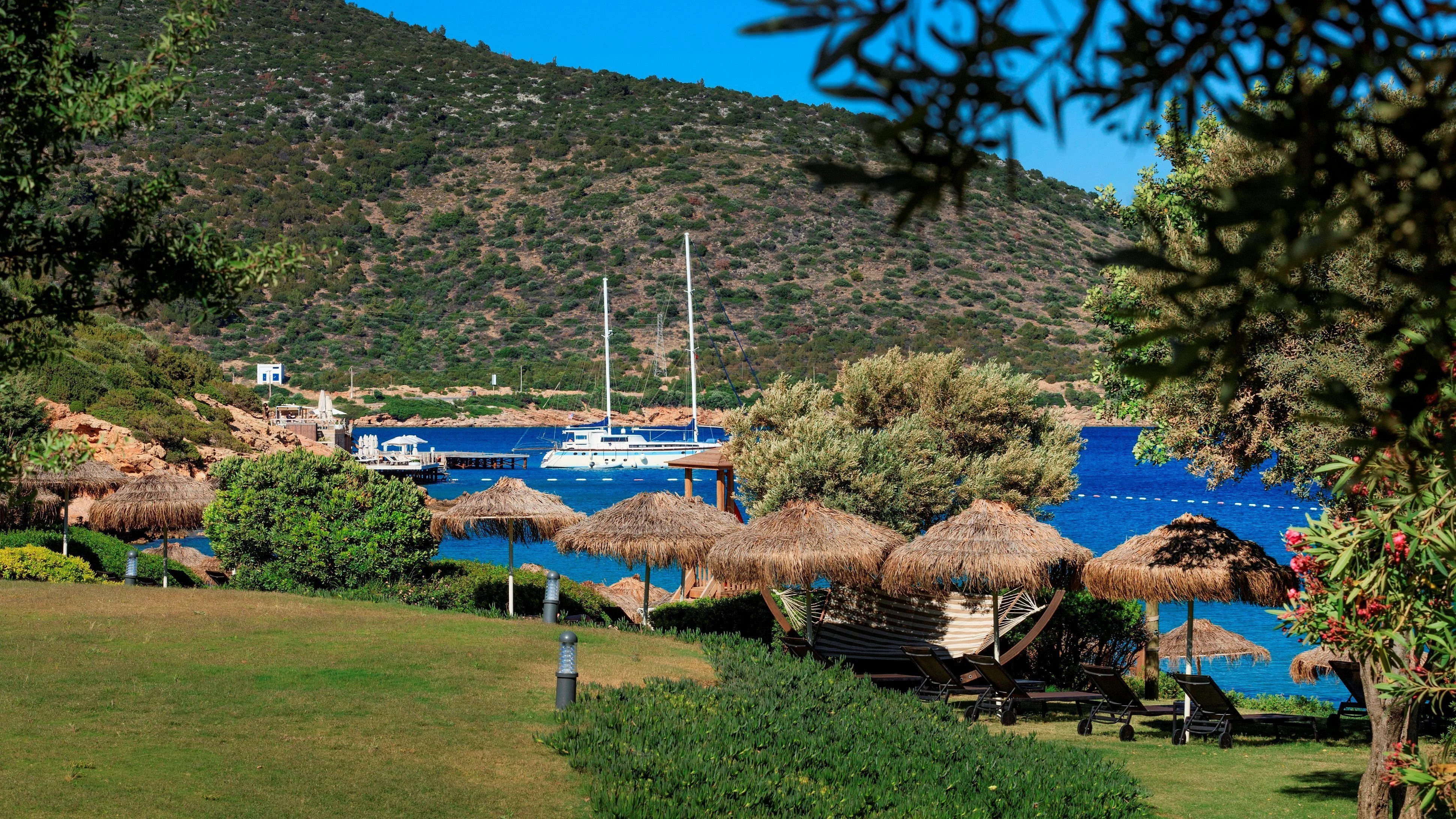 Kempinski barbaros bay. Kempinski Hotel Barbaros Bay. Кемпински Бодрум. Kempinski Bodrum 5. Турция отель Барбарос.